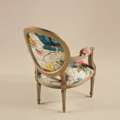 Paget Adrien Fauteuil Louis XVI médaillon revisité fabrication française* Fauteuil De Salon