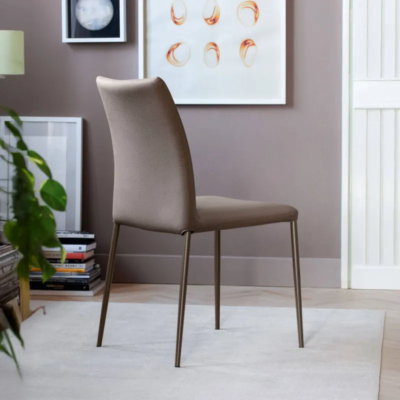 Atlas Connubia© Chaise contemporaine en simili avec dossier flexible* Chaise De Salle à Manger