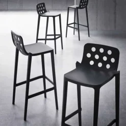 Isidoro Tabouret de bar moderne empilable avec dossier ronds ajourés* Tabouret De Bar (assise +/- 80 Cm)