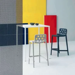 Isidoro Tabouret snack moderne empilable avec dossier ronds ajourés* Tabouret Snack (assise +/- 65 Cm)|Tabouret De Bar (assise +/- 80 Cm)