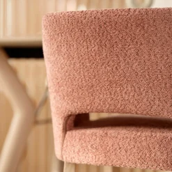 Mobitec Lena ® Tabouret snack en tissu avec accoudoirs et pieds en bois* Tabouret Snack (assise +/- 65 Cm)|Tabouret De Bar (assise +/- 80 Cm)