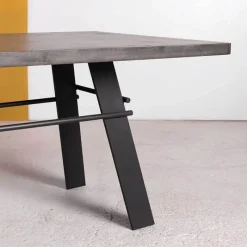Neoh Opale Table design en béton ciré pieds métal made in France* Table De Salle à Manger