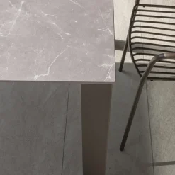 Altacom Sirocco Table de jardin moderne en stratifié et métal* Table De Jardin