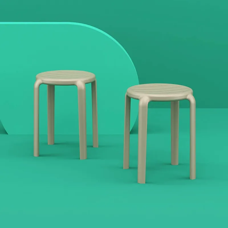 Tom Tabouret bas sans dossier empilable en polypropylène* Tabouret Bas (assise +/- 45 Cm)