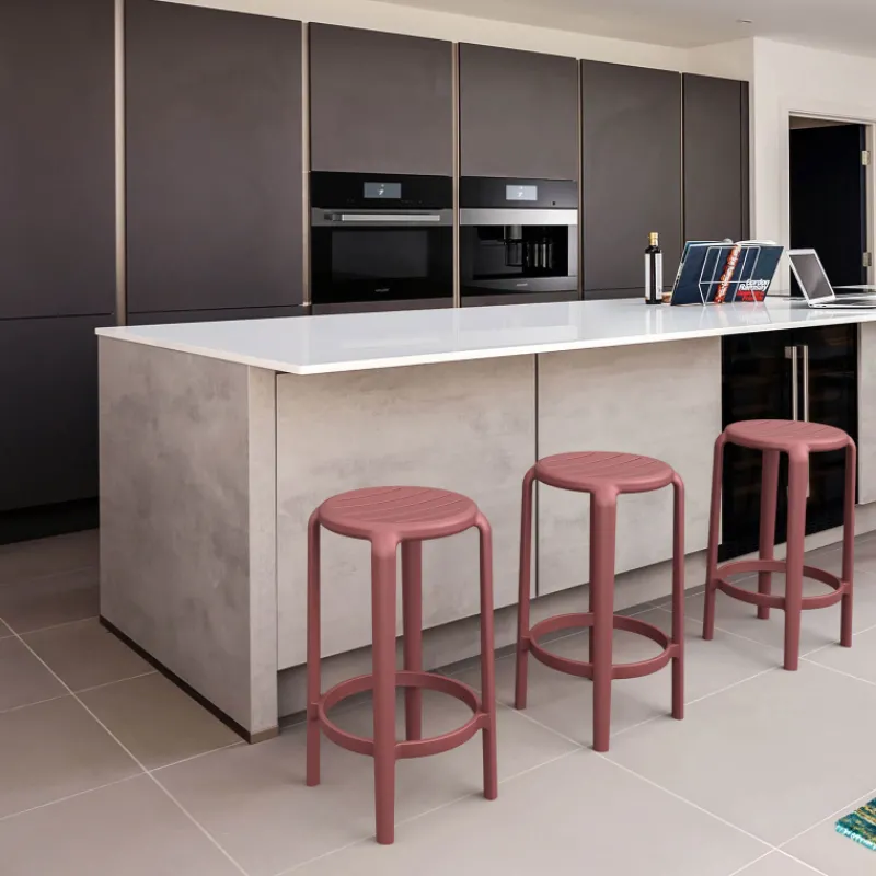 Tom Tabouret snack sans dossier en polypropylène* Tabouret Snack (assise +/- 65 Cm)|Tabouret De Bar (assise +/- 80 Cm)