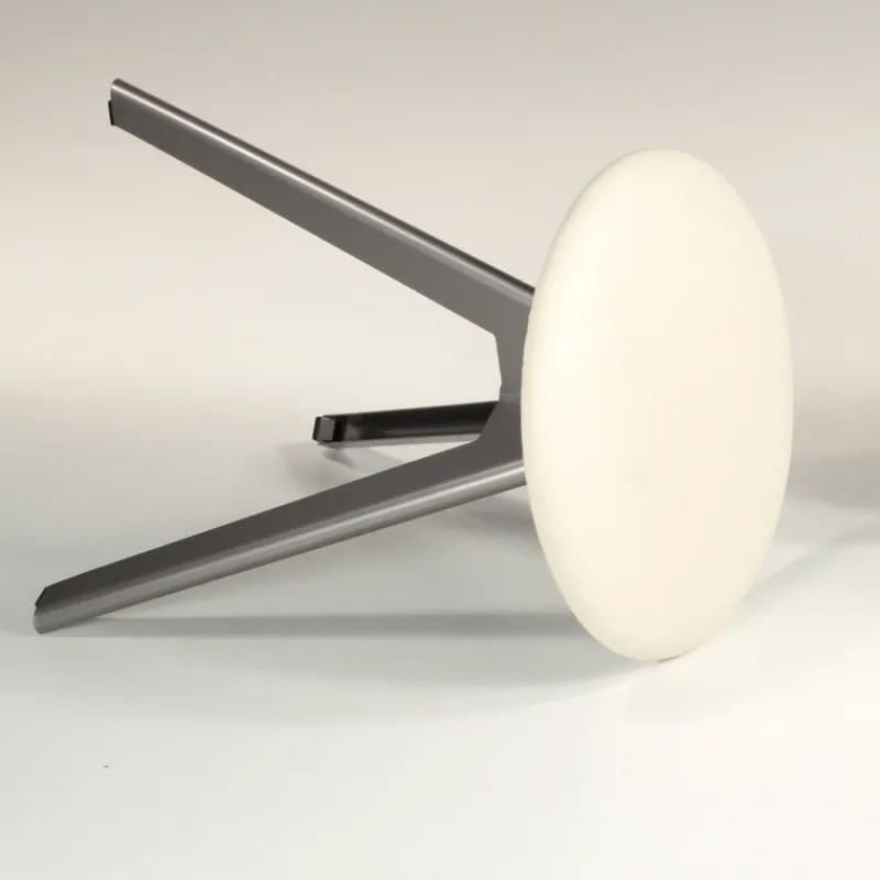 Carrier Vérone ® Tabouret bas pivotant en métal et synthétique* Tabouret Bas (assise +/- 45 Cm)